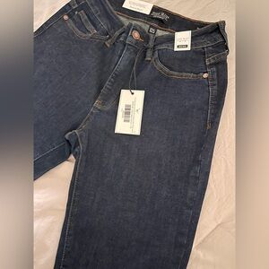 Judy Blue Mid Rise Slim Bootcut Dark Wash Jeans 1/2